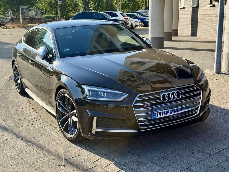 Schwarz Gebraucht 2017 Audi S5 Ambiente Limousine | 42.999 € (Etwas zu teuer) - Bild 1/2