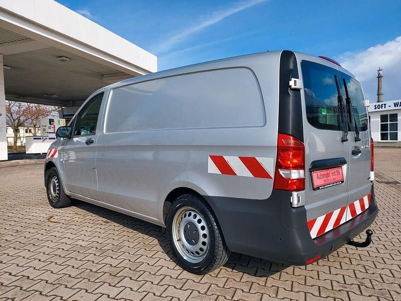 Gebraucht Mercedes Vito 136 PS (100 kW) 2016 Silber Van