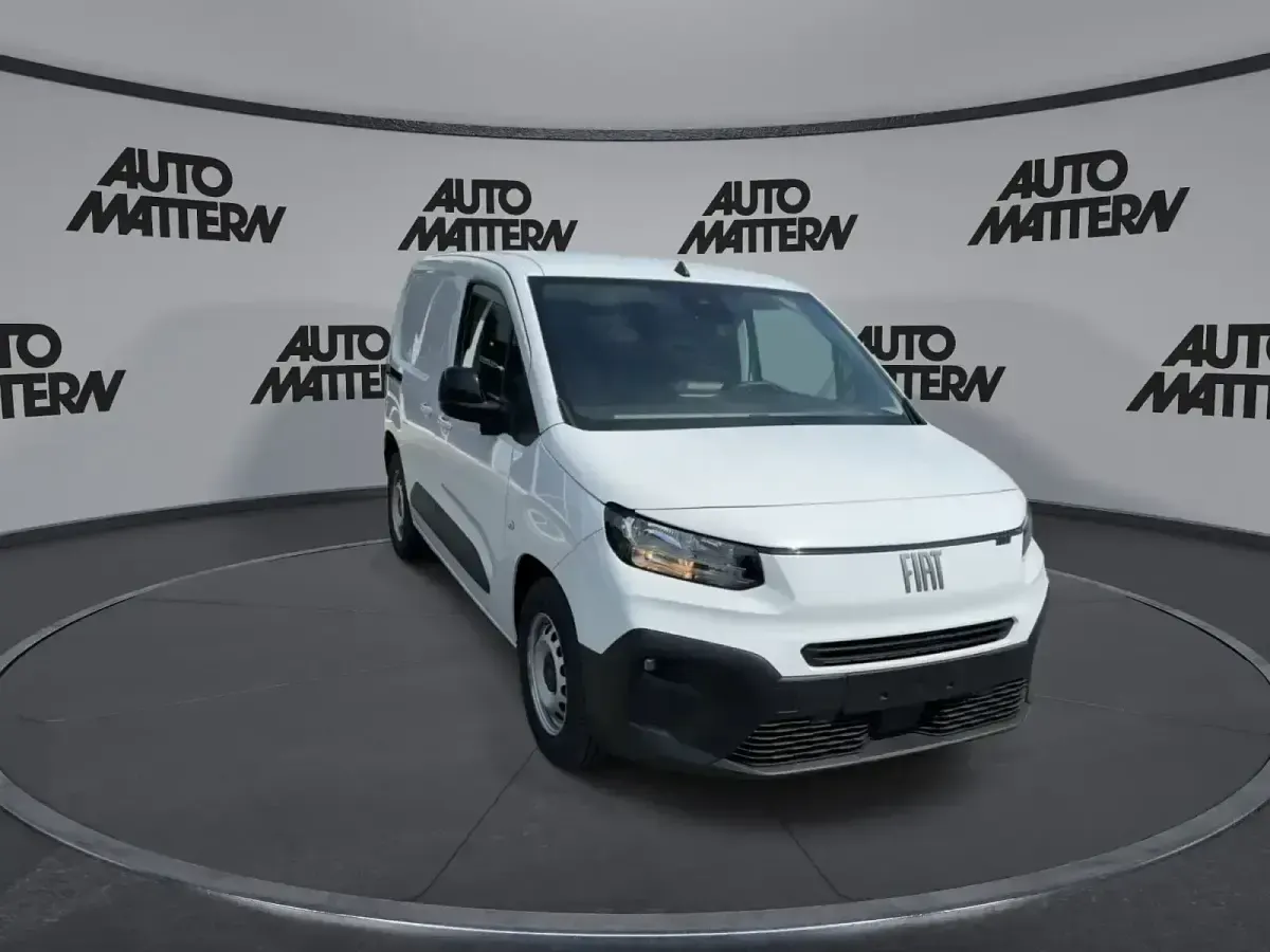 Neu Fiat e-Doblò 73 kW (100 PS) 2025 Weiß Van / Kleinbus