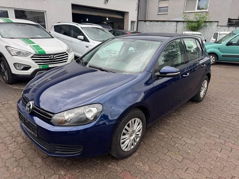 Blau Gebraucht 2010 VW Golf VI Limousine | 2.950 € (Guter Preis) - Bild 1/4