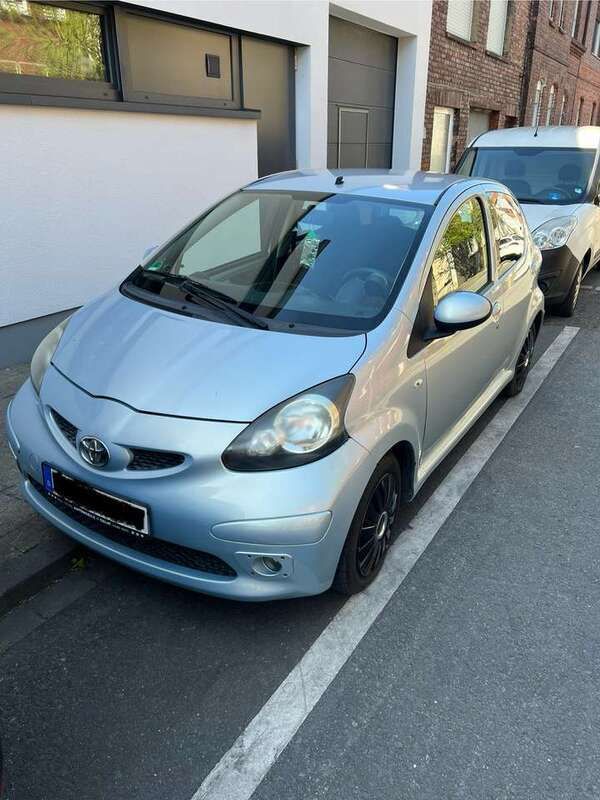 Gebraucht 2006 Toyota Aygo Kleinwagen | 2.499 € (Etwas zu teuer) - Bild 1/4