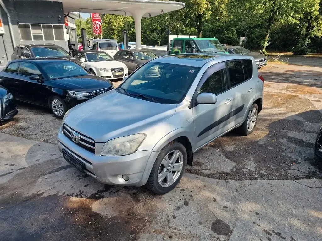 Gebraucht Toyota RAV4 Executive 177 PS (130 kW) 2006 Silber SUV