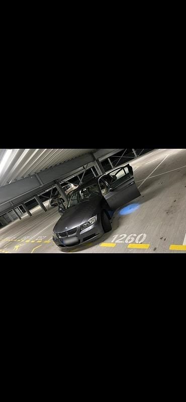 Second-hand BMW 325 271 CP (199 kW) 2008 Gri Berlinǎ