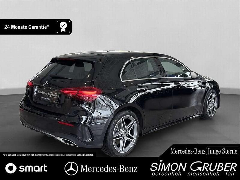 Gebraucht Mercedes A200 AMG 163 PS (119 kW) 2025 Schwarz Limousine