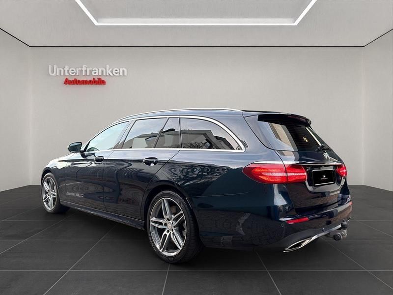 Gebraucht Mercedes E400 AMG line 333 PS (244 kW) 2017 Blau Kombi