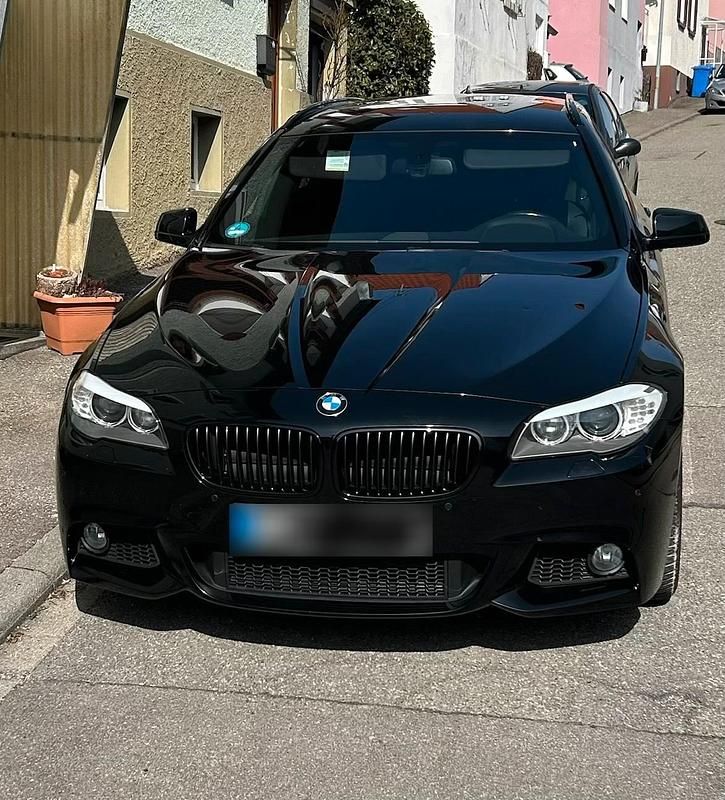 Gebraucht BMW 530 Shadowline 258 PS (189 kW) 2012 Schwarz Kombi