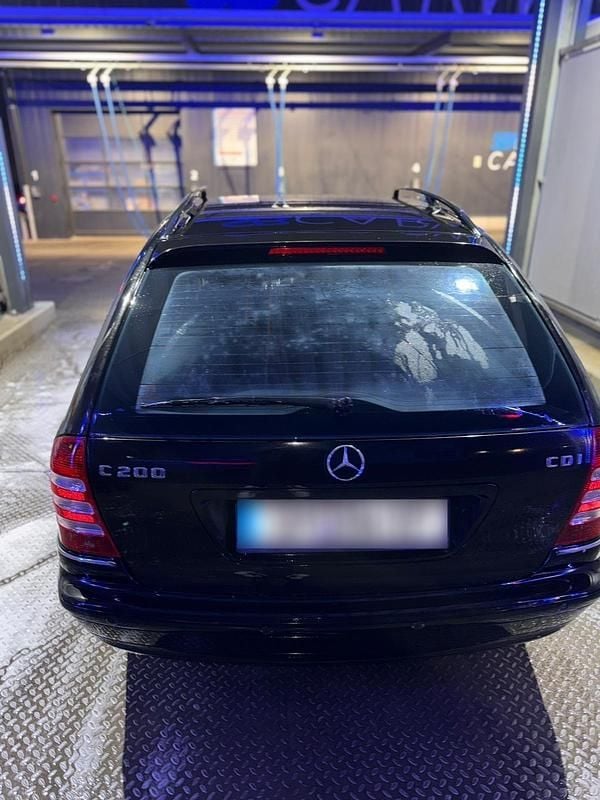 Gebraucht Mercedes C200 122 PS (89 kW) 2004 Schwarz Kombi