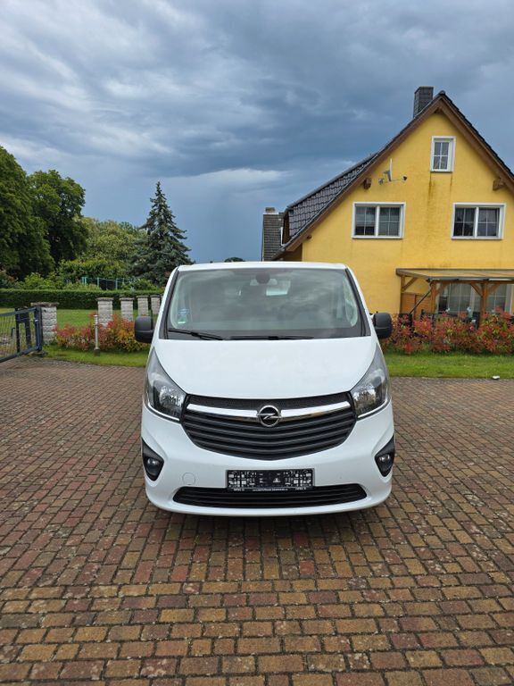 Weiß Gebraucht 2019 Opel Vivaro Van | 15.000 € (Superpreis) - Bild 1/4