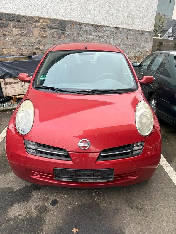 Gebraucht Nissan Micra 65 PS (47 kW) 2005 Rot Kleinwagen
