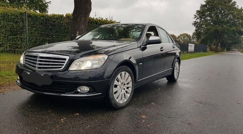 Schwarz Gebraucht 2007 Mercedes C200 Elegance Limousine | 7.500 € (Superpreis) - Bild 1/4