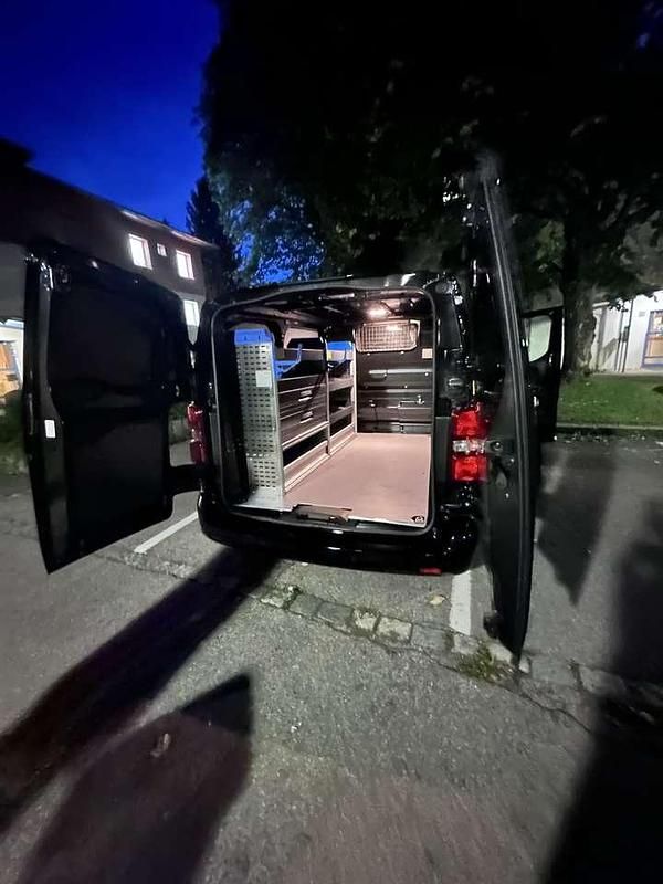 Gebraucht Citroën Jumpy 177 PS (130 kW) 2022 Schwarz Van / Kleinbus