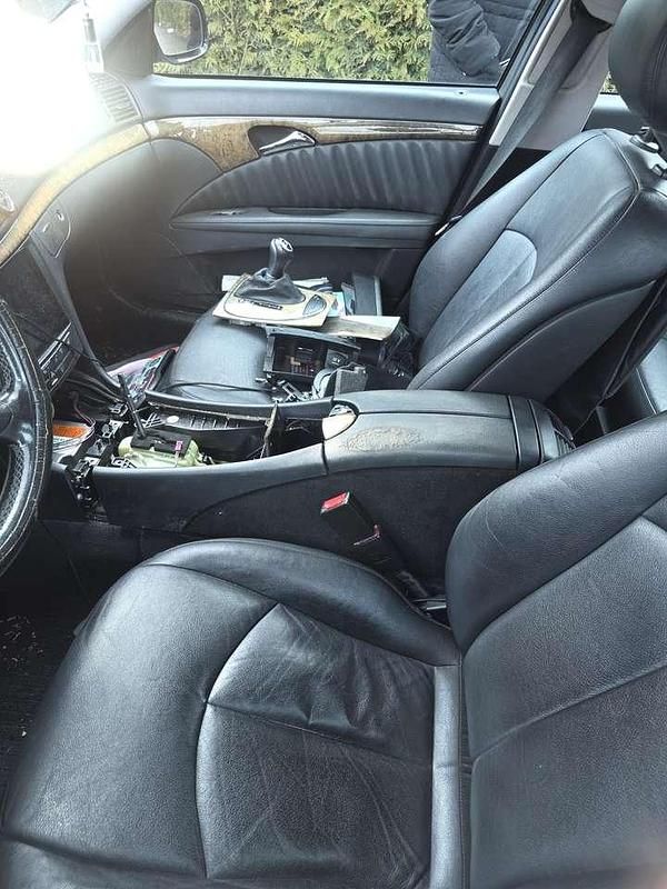 Gebraucht Mercedes E320 Avantgarde 224 PS (164 kW) 2007 Kombi