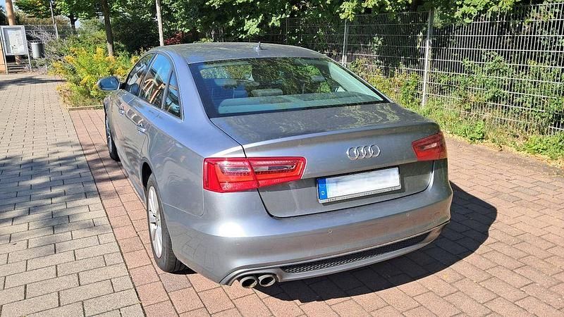 Grau Gebraucht 2014 Audi A6 S-Line Limousine | 15.200 € (Fairer Preis) - Bild 1/4