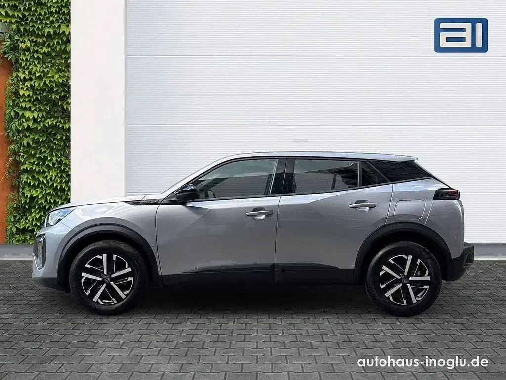 Gebraucht Peugeot 2008 Style 145 PS (106 kW) 2025 Grau artense SUV