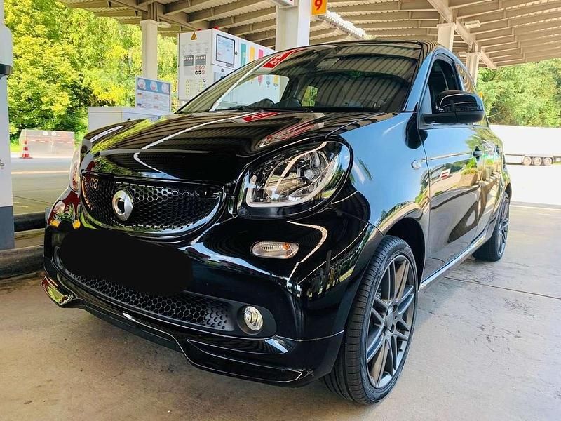 Schwarz Gebraucht 2019 Smart ForFour Brabus Limousine | 13.950 € (Fairer Preis) - Bild 1/4