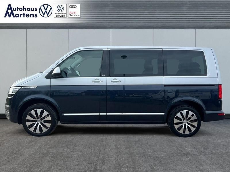 Usado VW Multivan Generation Six 204 HP (150 kW) 2021 Azul Van