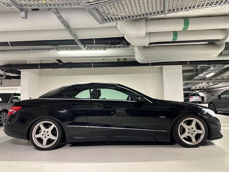 Gebraucht Mercedes E250 AMG 204 PS (150 kW) 2011 Schwarz Cabrio
