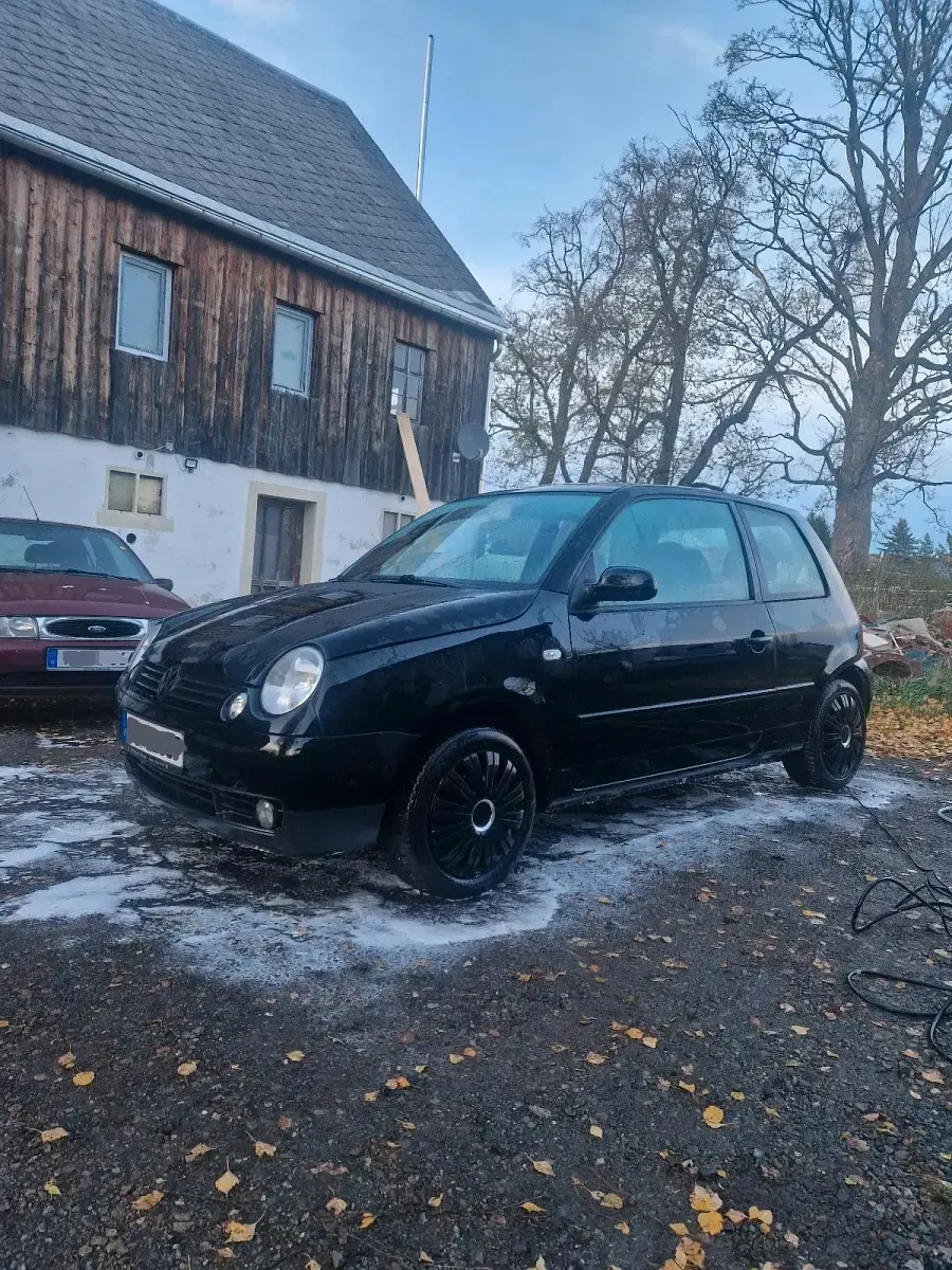 Brugt VW Lupo 50 HK (36 kW) 2000 Sort Hatchback