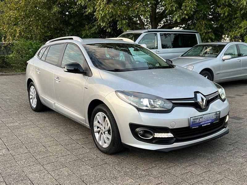 Silber Gebraucht 2015 Renault Mégane III LIMITED Limousine | 7.220 € (Fairer Preis) - Bild 1/4