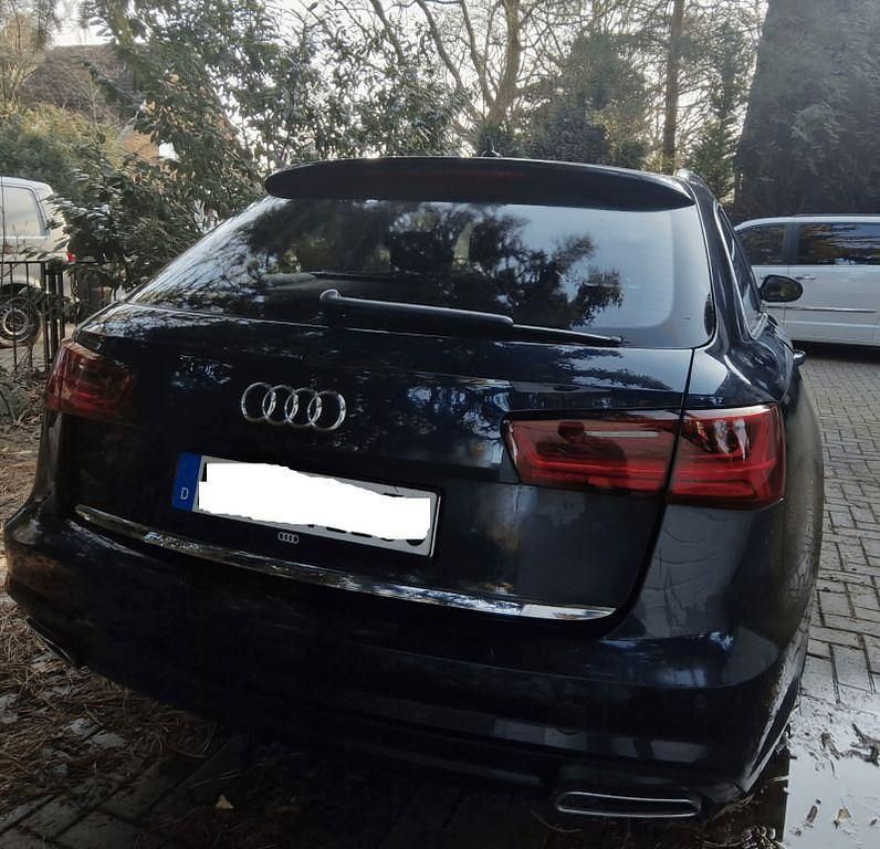 Gebraucht Audi A6 Ambiente 190 PS (139 kW) 2017 Blau Kombi