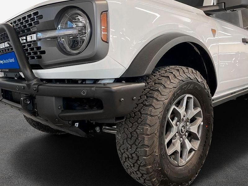 Gebraucht Ford Bronco 275 PS (202 kW) 2022 Oxford white SUV