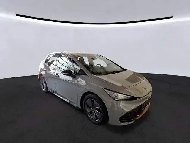 Gebraucht Cupra Born 150 kW (204 PS) 2023 Vaporgrau Kleinwagen