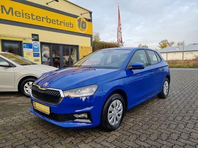 Neu Skoda Fabia Drive 80 PS (58 kW) 2025 Blau Limousine