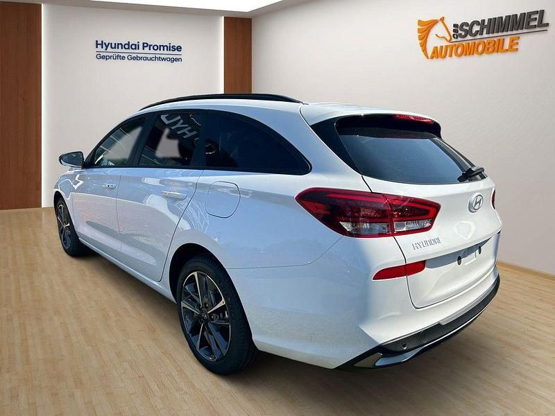 Gebraucht Hyundai i30 Advantage 101 PS (74 kW) 2024 Weiß Kombi