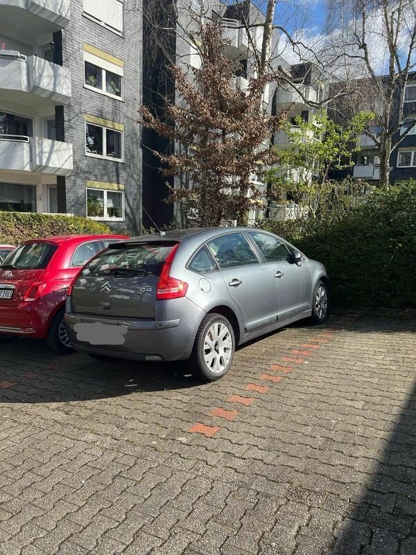 Silber Gebraucht 2008 Citroën C4 Comfort Limousine | 2.000 € (Fairer Preis) - Bild 1/4