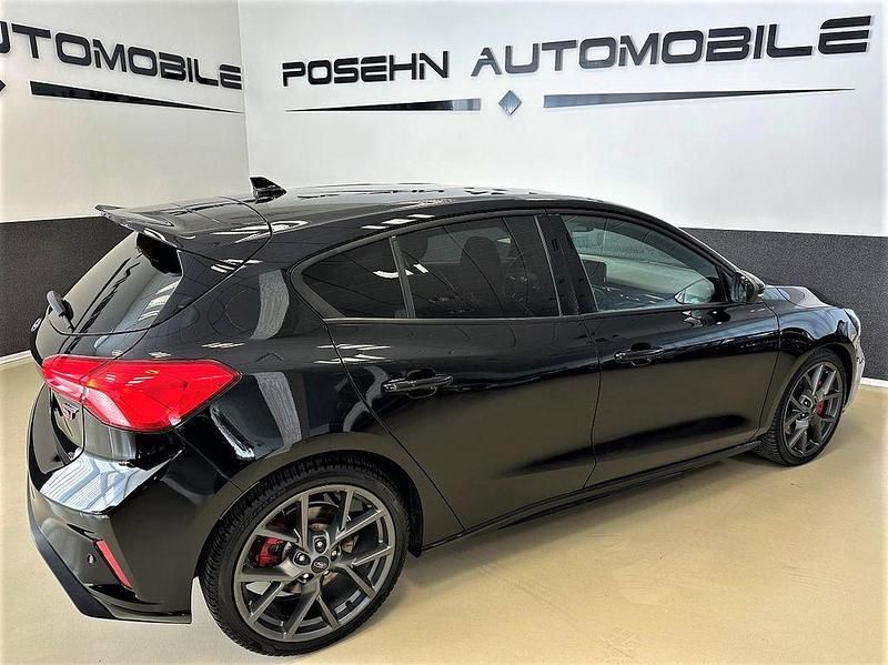 Gebraucht Ford Focus Performance Edition 280 PS (205 kW) 2021 Schwarz Limousine