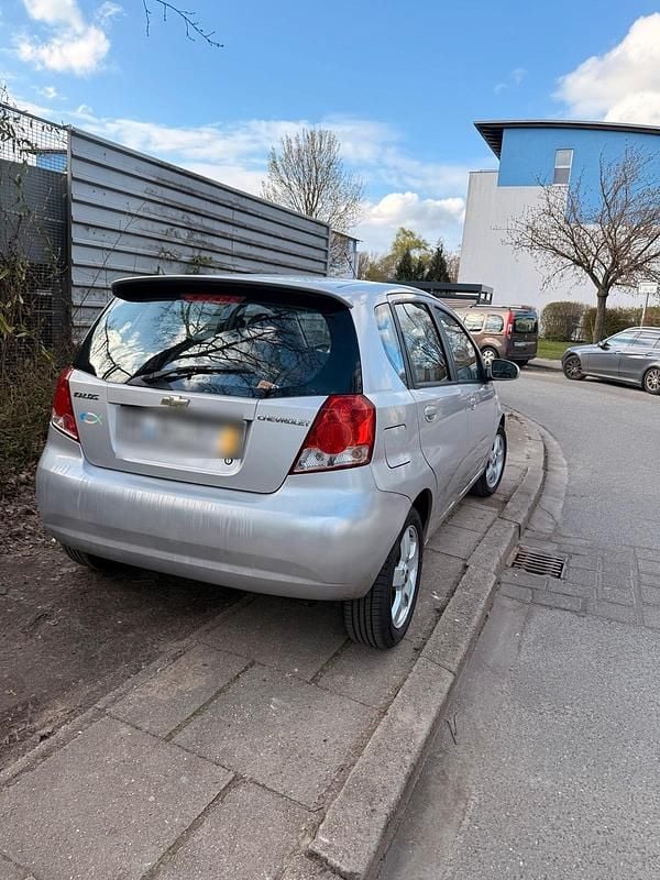 Gebraucht Chevrolet Kalos 94 PS (69 kW) 2006 Silber Kleinwagen