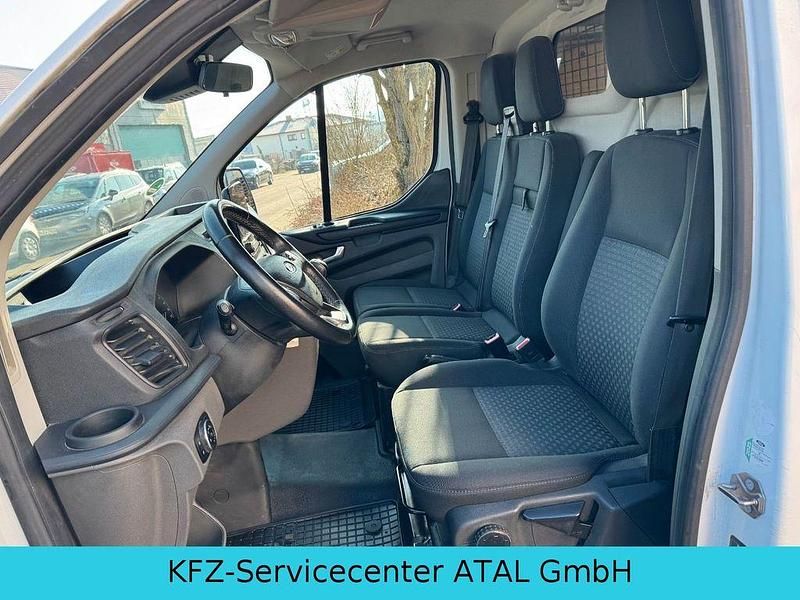 Gebraucht Ford Transit Custom Trend 131 PS (96 kW) 2019 Weiß Van / Kleinbus