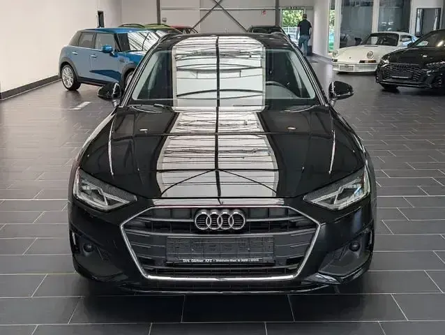 Gebraucht Audi A4 204 PS (150 kW) 2022 Schwarz Kombi