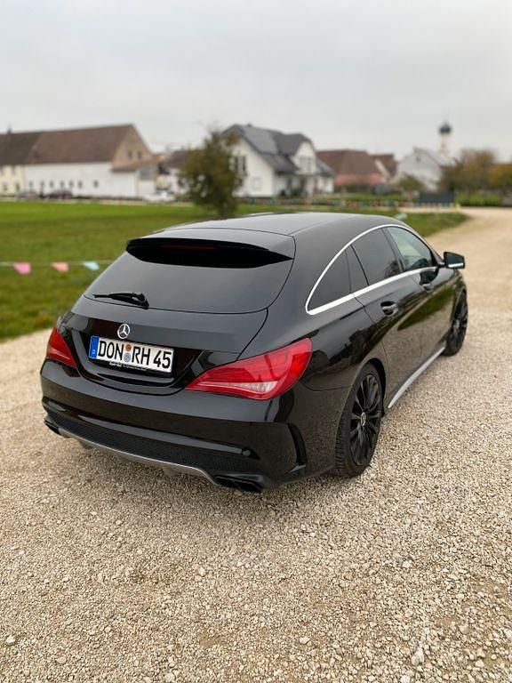 Gebraucht Mercedes CLA45 AMG Shooting Brake AMG 360 PS (264 kW) 2015 Schwarz Kombi