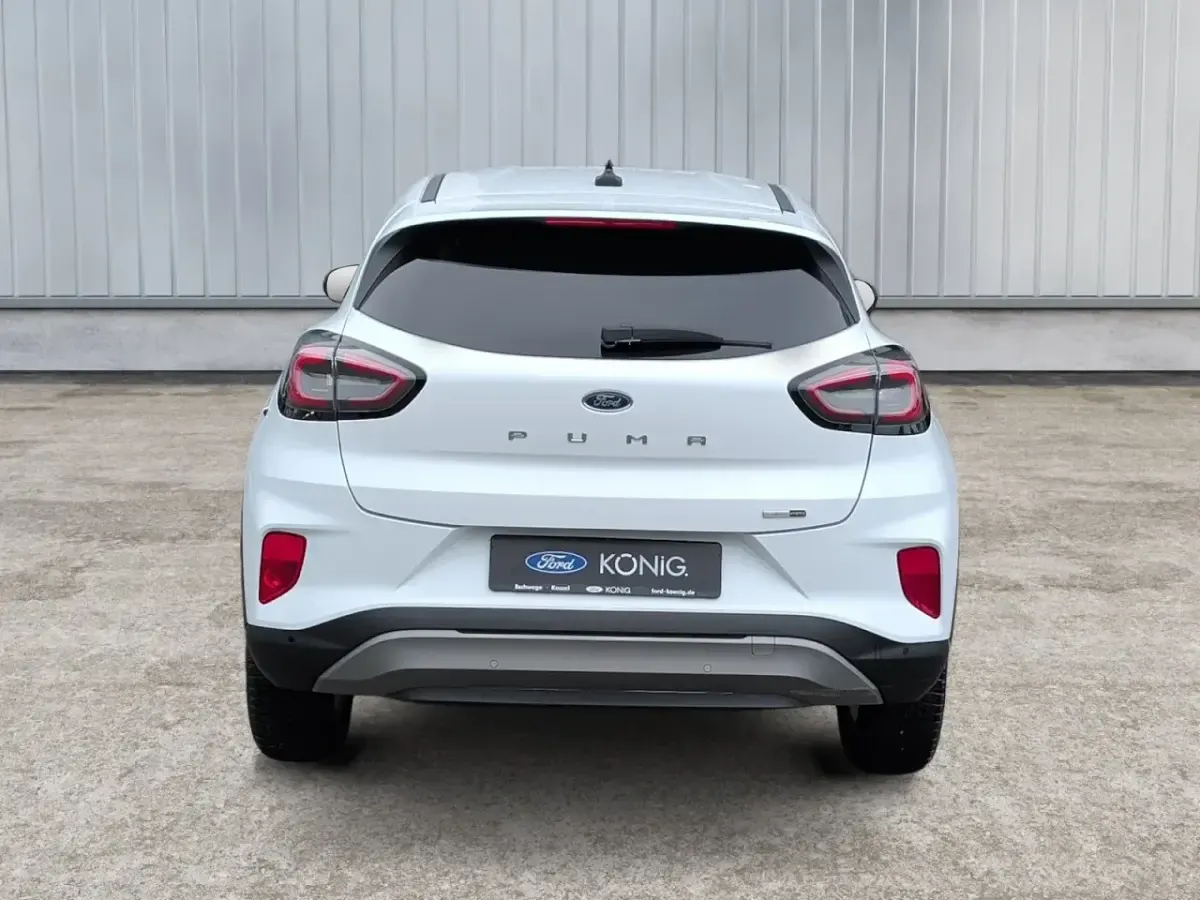 Gebraucht Ford Puma Titanium 125 PS (91 kW) 2023 Weiß SUV