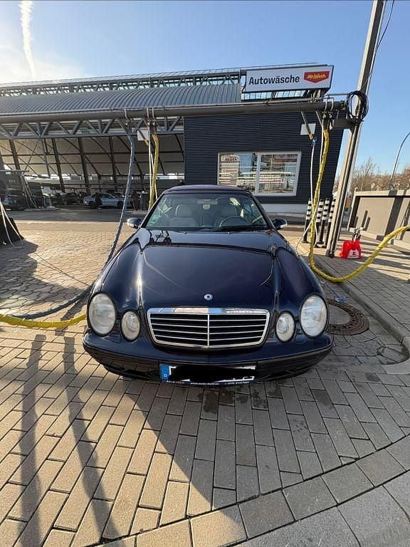 Gebraucht Mercedes CLK200 Elegance 163 PS (119 kW) 2003 Blau Cabrio