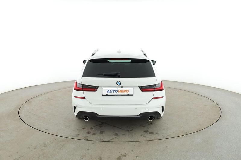 Gebraucht BMW 320 M Sport 184 PS (135 kW) 2022 Weiß Kombi