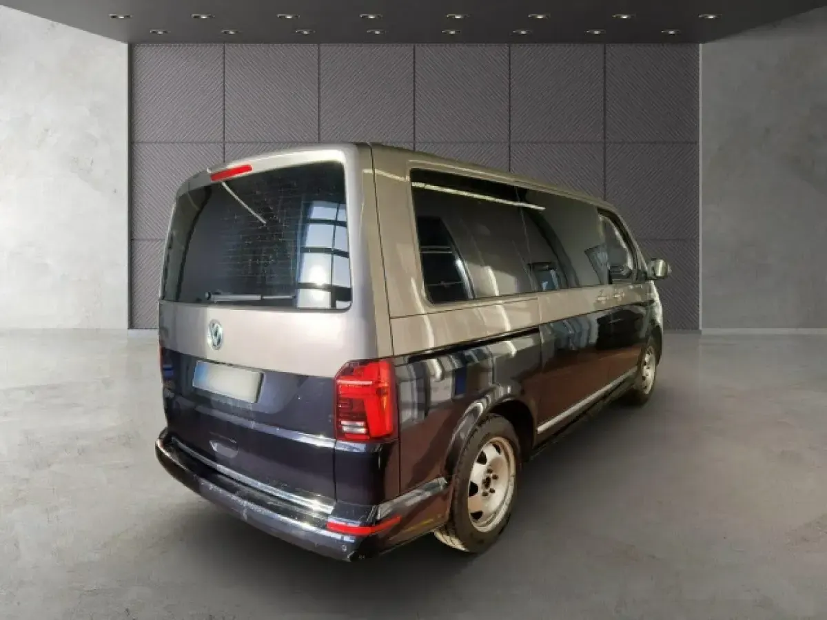 Gebraucht VW Multivan Generation Six 204 PS (150 kW) 2022 Mojave beige metallic/ deep black perleffekt Van / Kleinbus