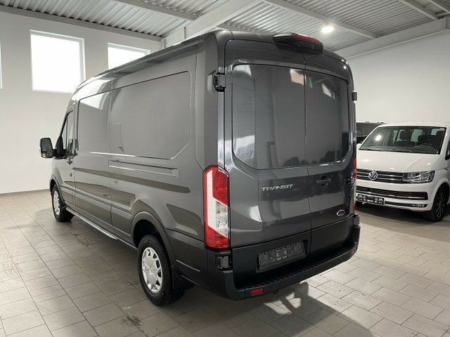 Gebraucht Ford Transit Trend 185 PS (136 kW) 2020 Magnetic grau (metallic) Van