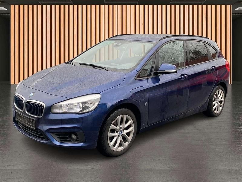 Gebraucht BMW 225 Advantage 136 PS (100 kW) 2017 Blau Van / Kleinbus