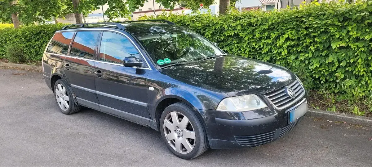 Usata VW Passat 101 CV (74 kW) 2002 Nero Station wagon