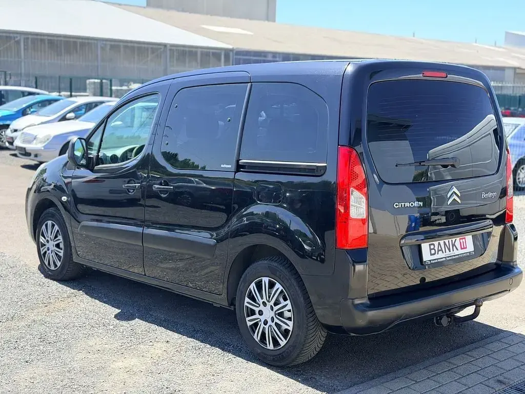 Gebraucht Citroën Berlingo 92 PS (67 kW) 2011 Schwarz Van / Kleinbus