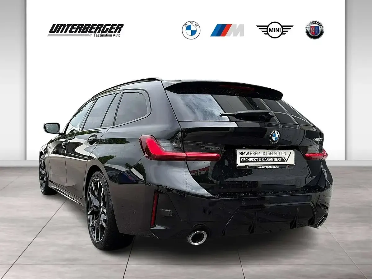 Gebraucht BMW 320 M Sport 190 PS (139 kW) 2025 Saphirschwarz Kombi