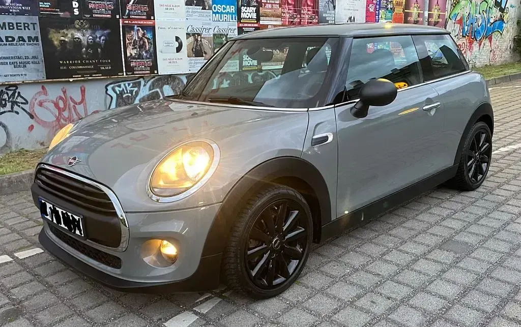 Gebraucht Mini ONE 102 PS (75 kW) 2018 Grau Kleinwagen
