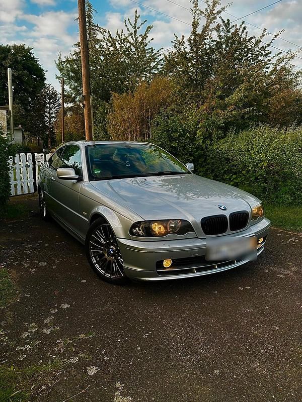 Silber Gebraucht 1999 BMW 320 Coupé | 5.800 € (Fairer Preis) - Bild 1/4