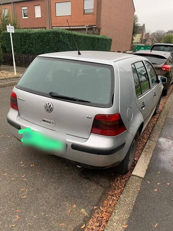 Gebraucht VW Golf IV 102 PS (75 kW) 2001 Grau Limousine