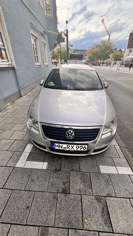 Grau Gebraucht 2006 VW Passat Sportline Kombi | 2.450 € (Superpreis) - Bild 1/4