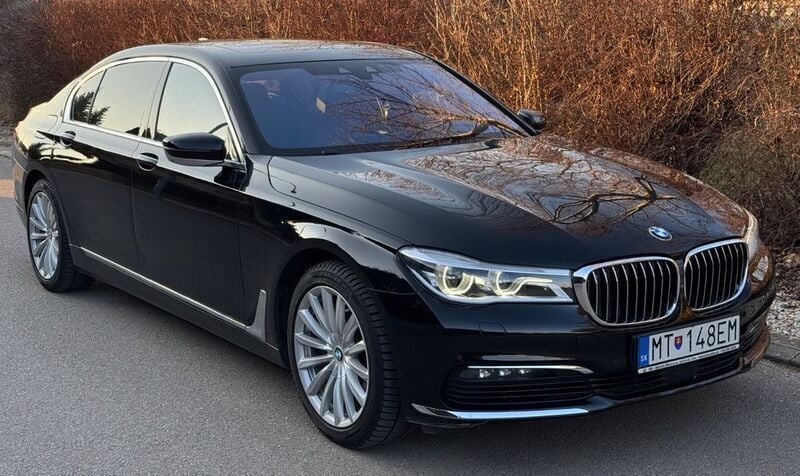 Schwarz Gebraucht 2017 BMW 750L Limousine | 27.900 € (Guter Preis) - Bild 1/4