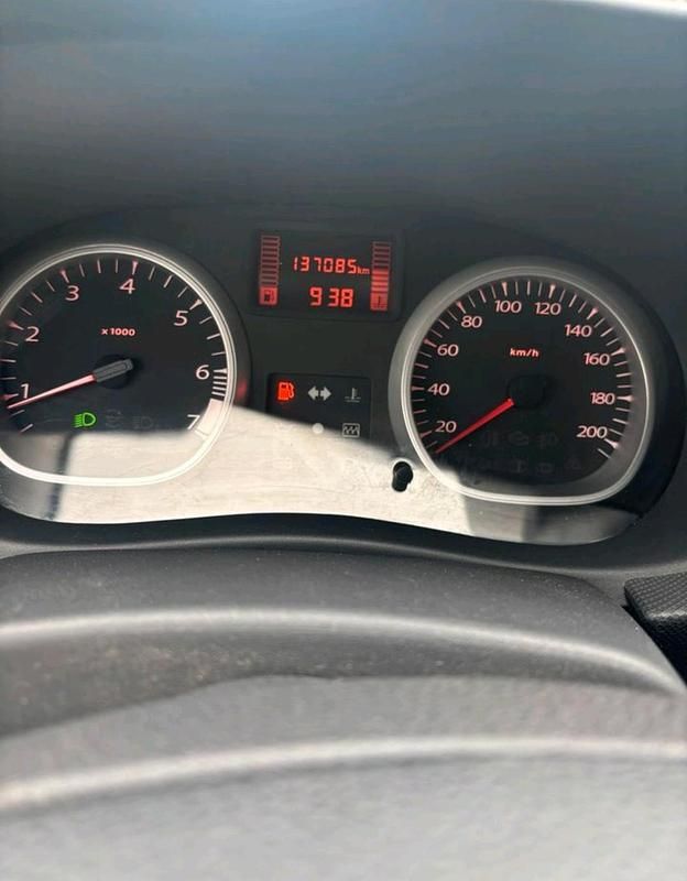 Gebraucht Dacia Duster 102 PS (75 kW) 2011 Schwarz SUV