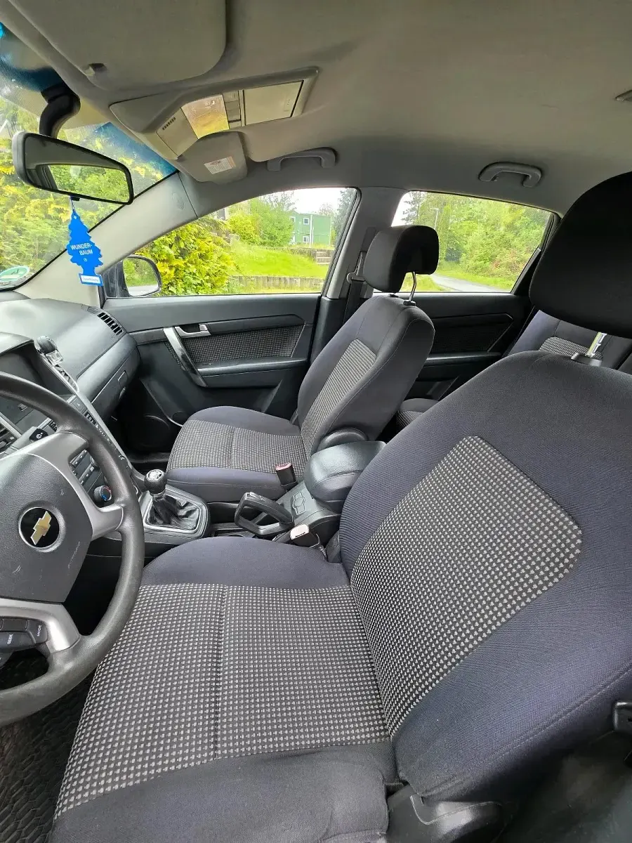 Gebraucht Chevrolet Captiva 136 PS (100 kW) 2010 Schwarz SUV